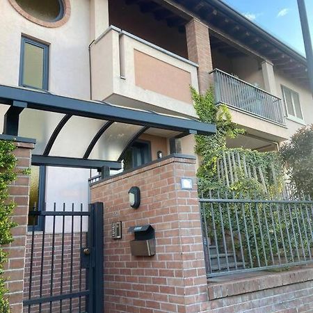 Appartement Intero Bilocale Con Terrazzo Vicino A Milano à Mairano Extérieur photo