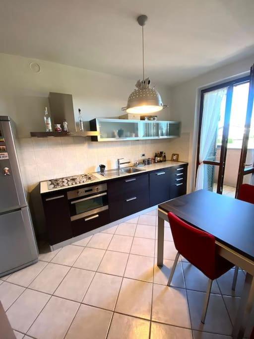 Appartement Intero Bilocale Con Terrazzo Vicino A Milano à Mairano Extérieur photo