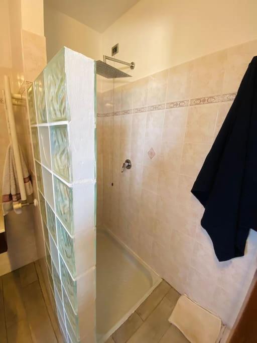 Appartement Intero Bilocale Con Terrazzo Vicino A Milano à Mairano Extérieur photo